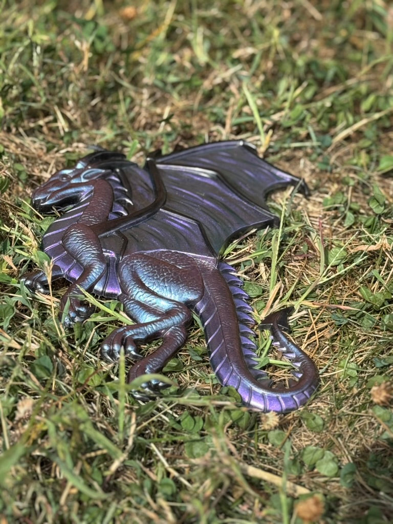 Shadowflame Resin Dragon – Iridescent Winged Decor