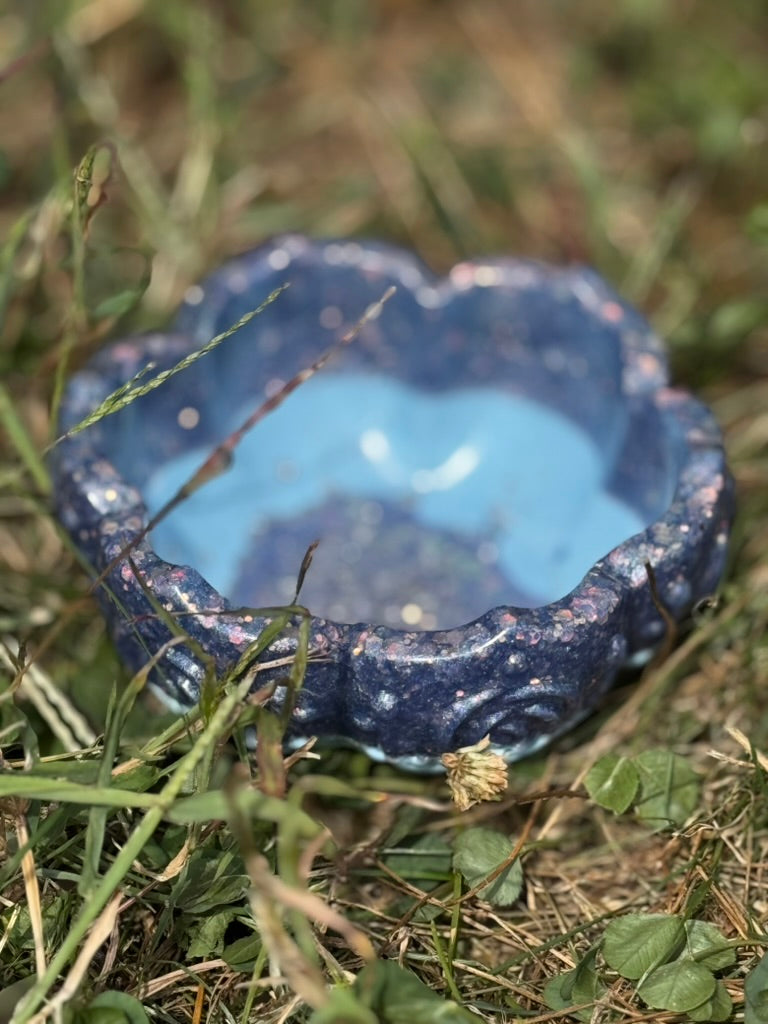 Moon-Petal Resin Offering Bowl