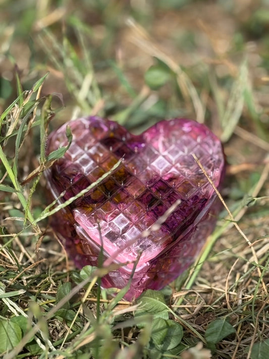 Pixie Kiss Heart-Shaped Resin Box