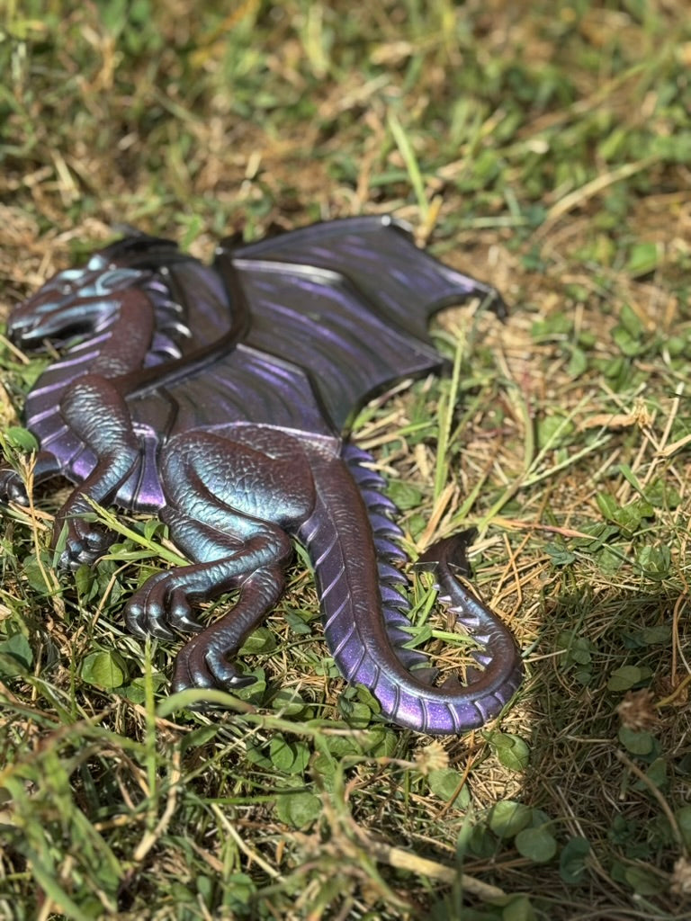 Shadowflame Resin Dragon – Iridescent Winged Decor