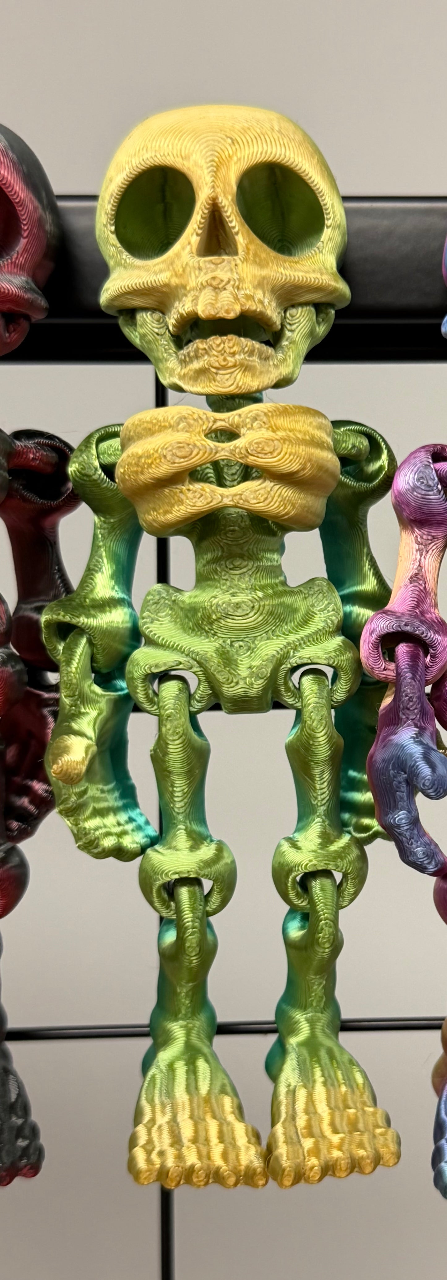 Articulated Skeleton Magnet (4") — 3D Printed