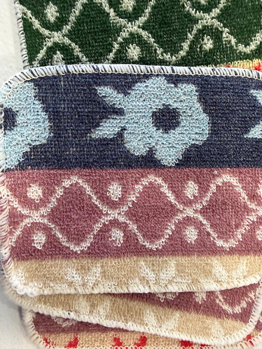 Dish Scrubbies – Tough on Mess, Safe on Surfaces